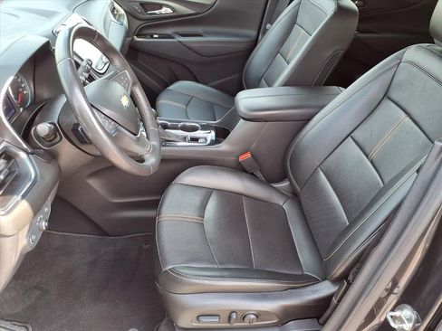 Used 2022 Chevrolet Equinox Premier w/ Redline Edition image 14