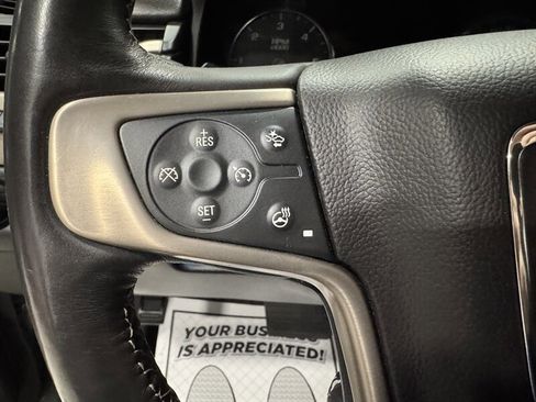 Used 2018 GMC Yukon Denali image 7