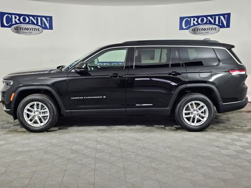 New 2026 Jeep Grand Cherokee L Laredo image 2