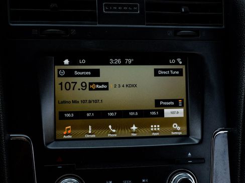 Used 2017 Lincoln Navigator L Select image 39