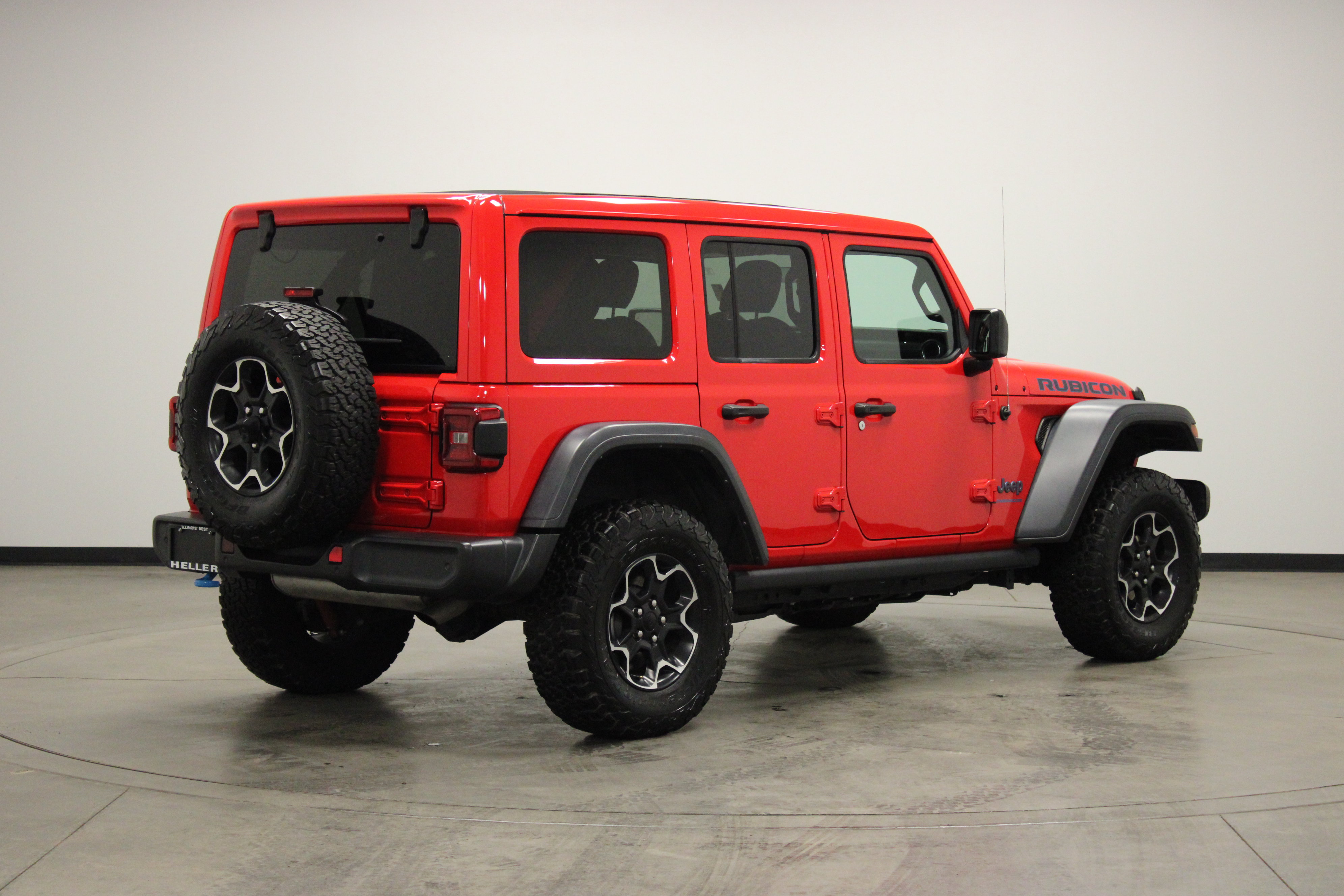 Used 2023 Jeep Wrangler Unlimited Rubicon 4xe w/ Safety Group AWD/4WD image 8