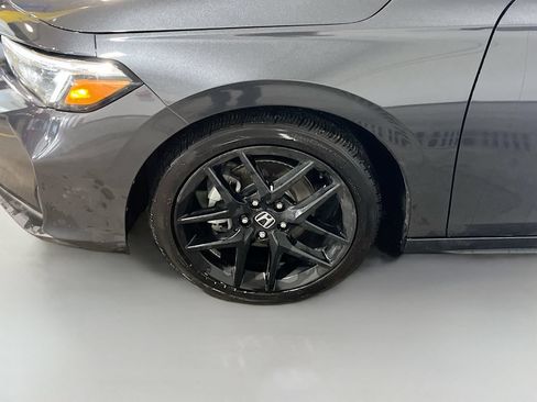 Used 2025 Honda Civic Sport image 31