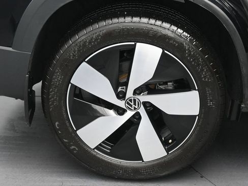 Used 2024 Volkswagen Taos S AWD/4WD image 22