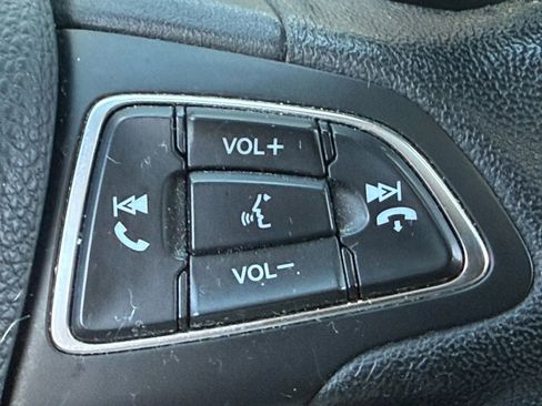Used 2018 Ford Escape SEL w/ Ford Safe & Smart Package image 30