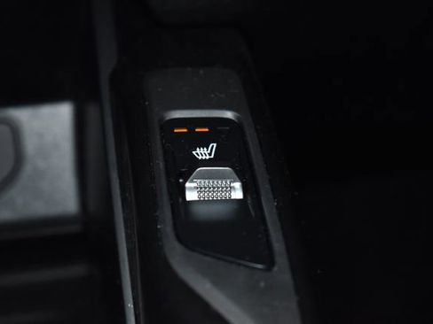 Used 2024 Kia Sorento S image 22