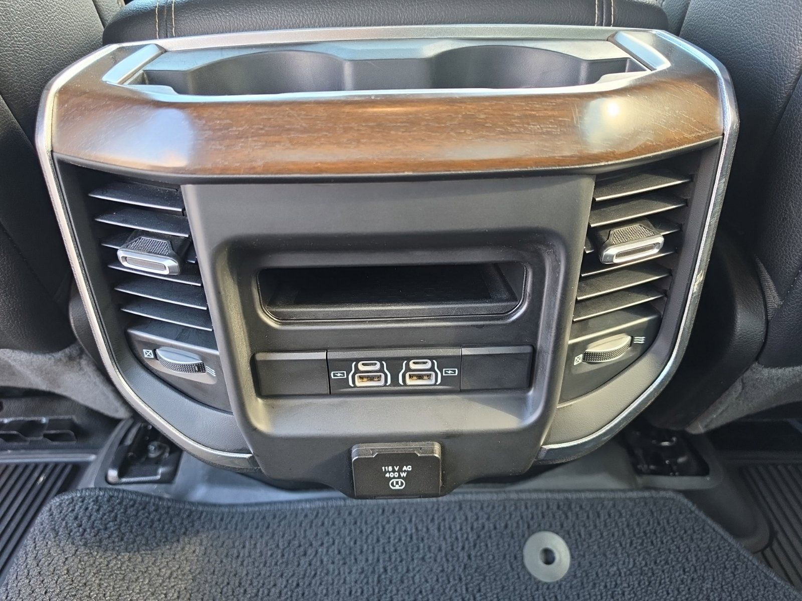 Used 2022 RAM 1500 Laramie AWD/4WD image 21