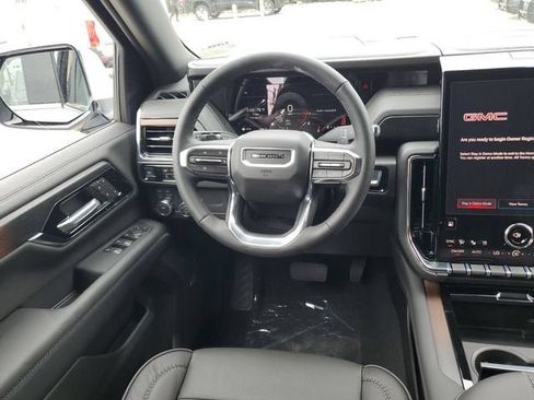 New 2026 GMC Yukon XL Denali w/ Sun & Power Step Package AWD/4WD image 13