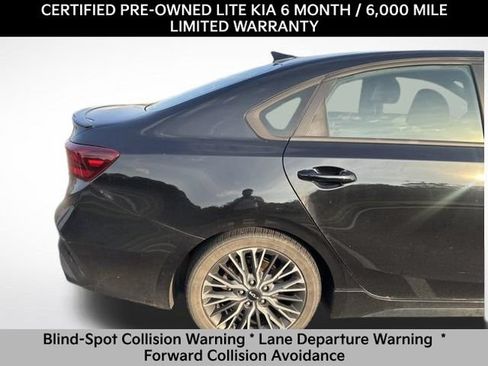 Used 2022 Kia Forte GT-Line w/ GT-Line Premium Package FWD image 4