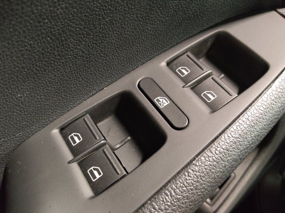 Used 2017 Volkswagen Jetta SE FWD image 27