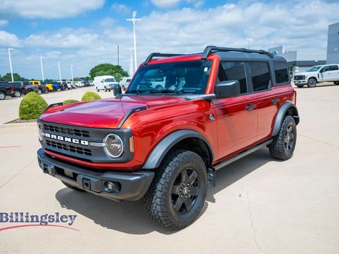 Used 2022 Ford Bronco Black Diamond AWD/4WD image 3
