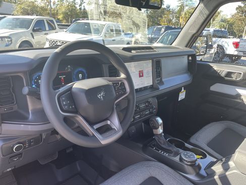 New 2025 Ford Bronco 2-Door w/ Sasquatch Package image 15