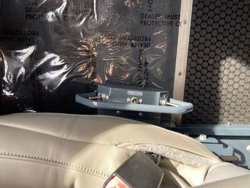 Used 2009 Ford E-350 and Econoline 350 XL image 19