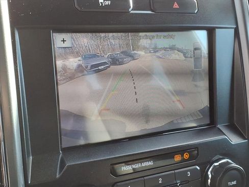 Used 2019 Ford F250 XLT w/ XLT Value Package image 24