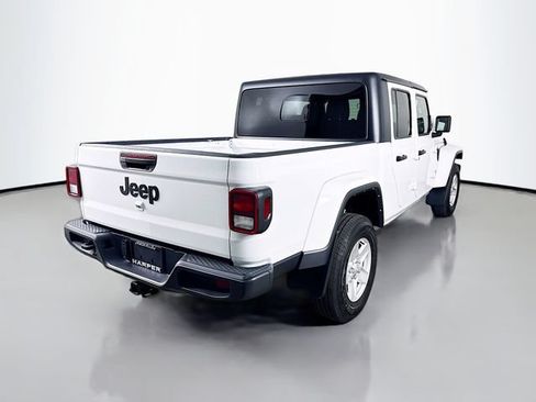 Used 2022 Jeep Gladiator Sport AWD/4WD image 7