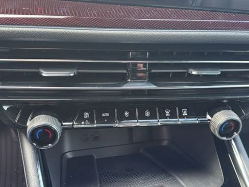 New 2026 Chevrolet Traverse Z71 w/ Driver Confidence Package image 20