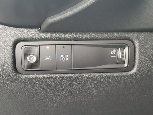 New 2026 Chevrolet Equinox EV LT image 24