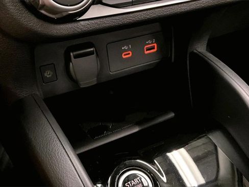 New 2025 Nissan Versa SR w/ Trunk Package image 26