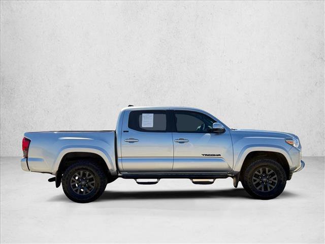 Used 2023 Toyota Tacoma SR5 RWD image 4