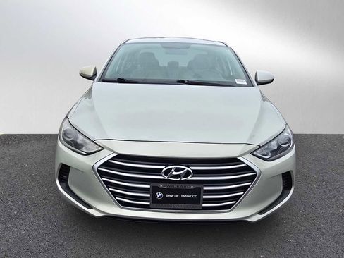 Used 2017 Hyundai Elantra SE image 8