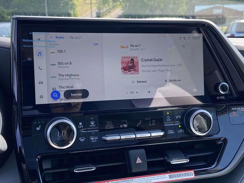 New 2026 Toyota Highlander XLE AWD/4WD image 23