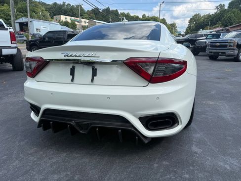 Used 2018 Maserati GranTurismo Sport RWD image 15