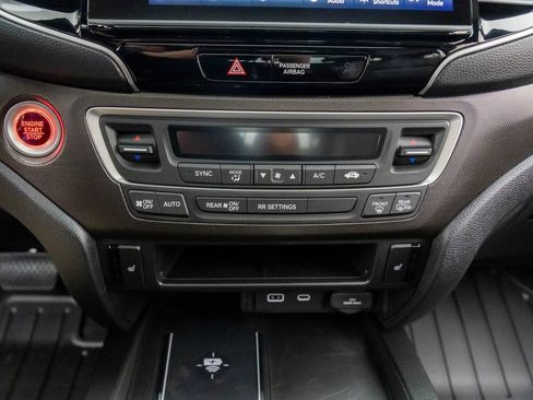 Used 2025 Honda Ridgeline TrailSport image 24