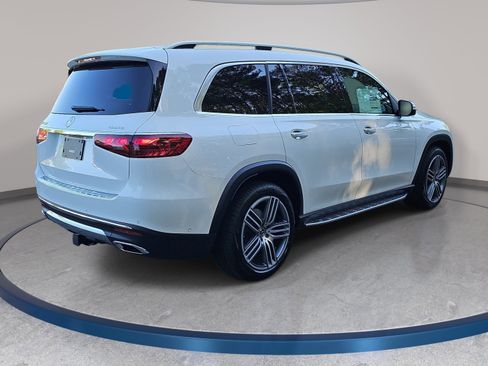 New 2026 Mercedes-Benz GLS 450 4MATIC image 5