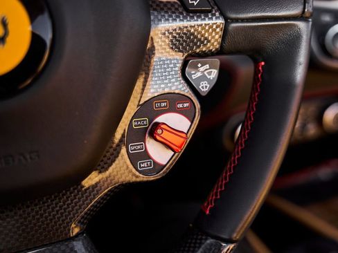 Used 2012 Ferrari 458 Spider RWD image 56