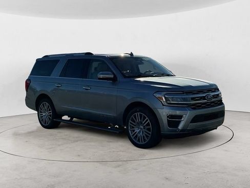 Used 2024 Ford Expedition Max Platinum AWD/4WD image 7