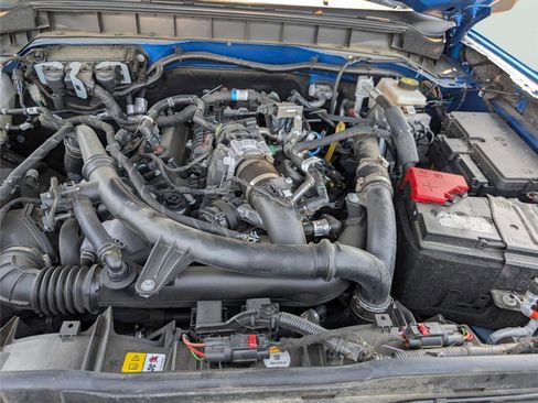 Used 2024 Ford Bronco Wildtrak image 38