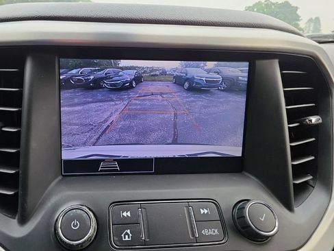 Used 2021 GMC Acadia SLE w/ Driver Convenience Package AWD/4WD image 16