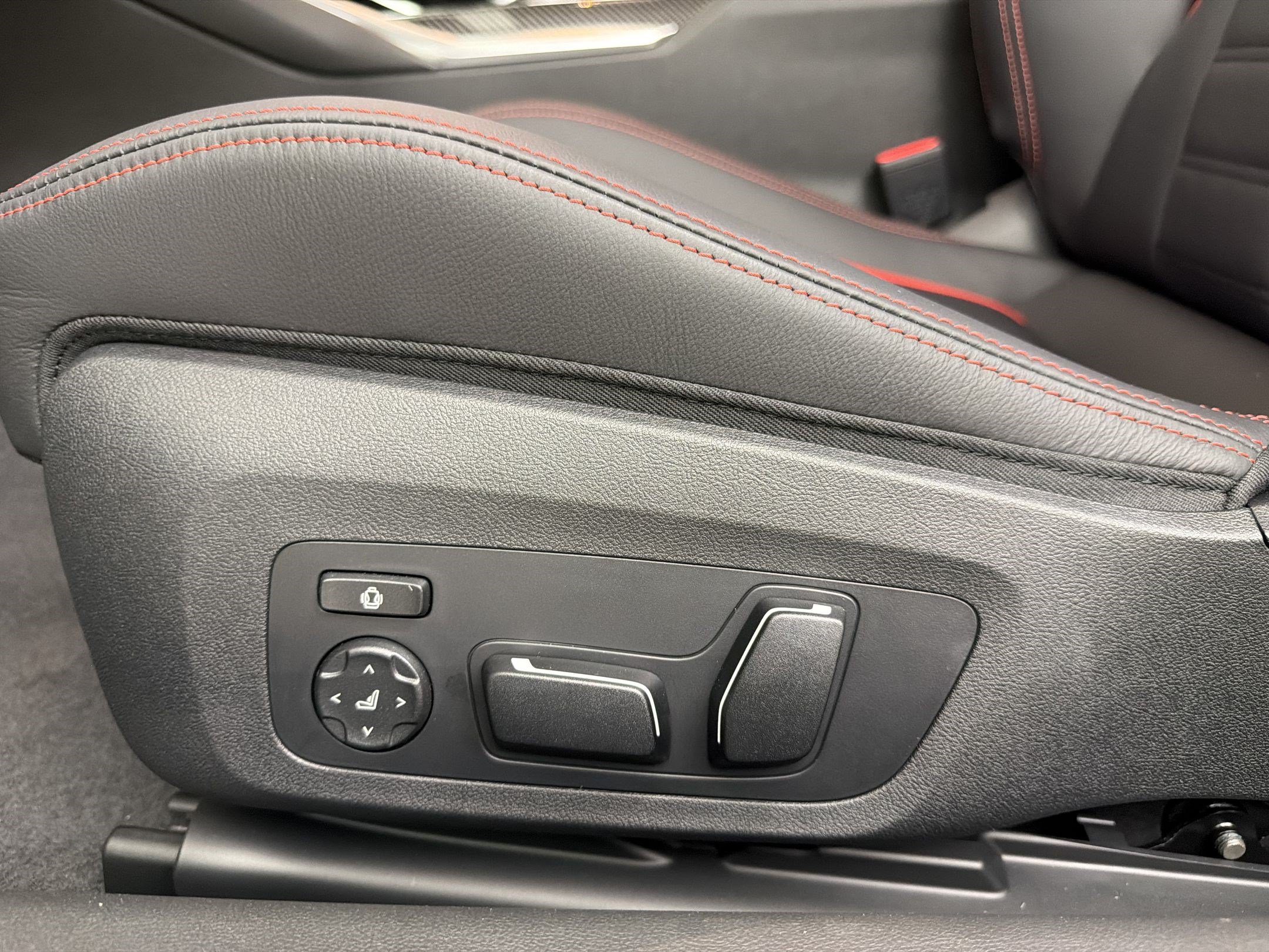 New 2026 BMW M2 w/ M Driver's Package RWD image 15