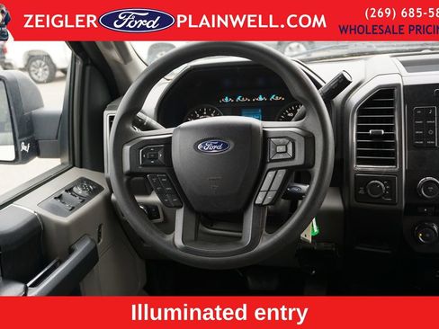 Used 2017 Ford F150 XLT AWD/4WD image 13