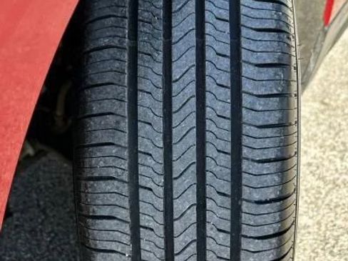 Used 2019 Chevrolet Equinox Premier image 15