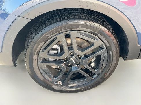 Used 2025 Kia Telluride SX X-Line AWD/4WD image 35