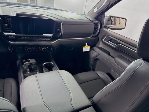 New 2026 Chevrolet Silverado 1500 LTZ AWD/4WD image 17