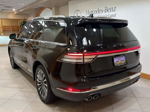 Used 2023 Lincoln Aviator Reserve w/ Elements Package Plus RWD image 4