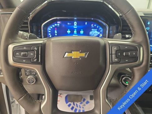 Used 2025 Chevrolet Silverado 1500 LTZ AWD/4WD image 29