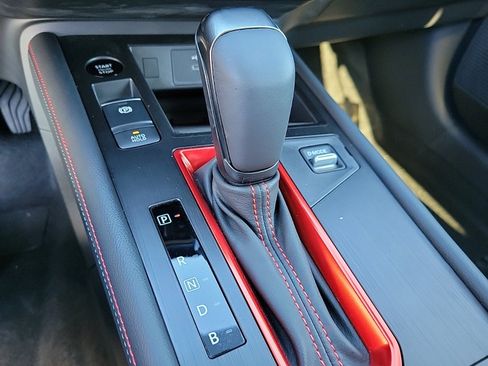 New 2025 Nissan Kicks SR w/ SR Premium Package FWD image 21