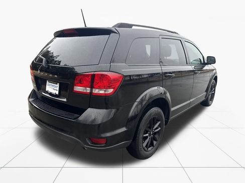 Used 2019 Dodge Journey SE w/ Blacktop Package image 9
