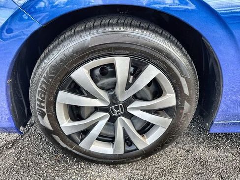 Used 2024 Honda Civic Touring image 19