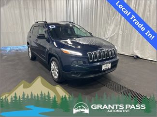 Used 2016 Jeep Cherokee Sport image 1