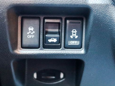 Used 2013 INFINITI G37 x Sedan w/ Premium Pkg image 10