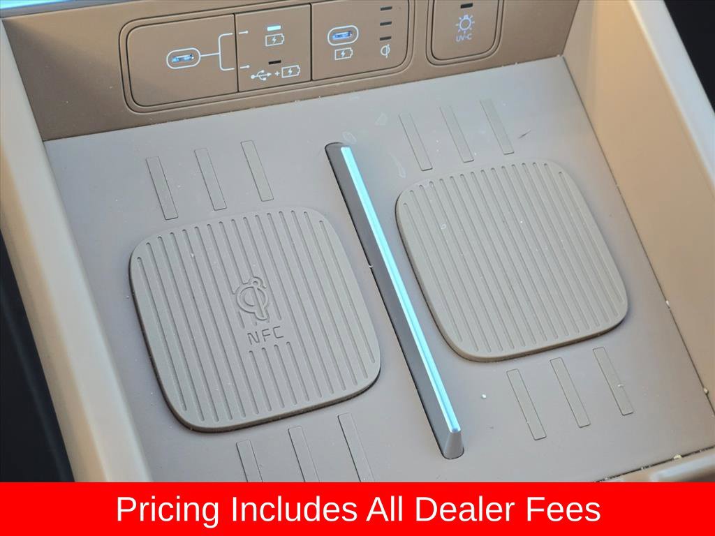Used 2024 Hyundai Santa Fe Limited AWD/4WD image 22