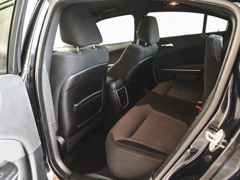 Used 2018 Dodge Charger SXT Plus image 30