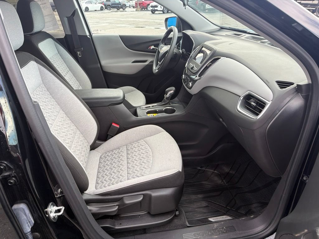 Used 2024 Chevrolet Equinox LS w/ LS Convenience Package FWD image 10