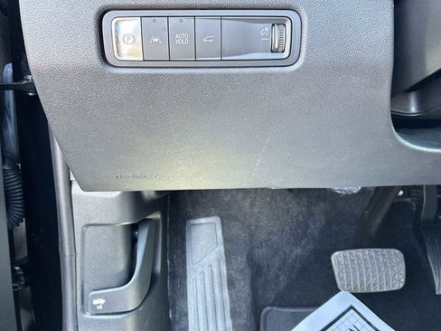 Certified 2024 Chevrolet Equinox EV RS image 17