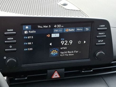 Certified 2025 Hyundai Elantra Sport FWD image 15