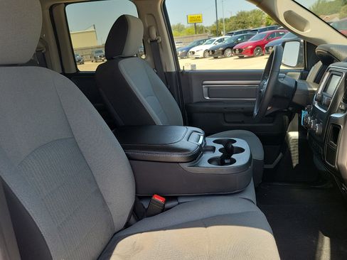 Used 2024 RAM 1500 Classic SLT RWD image 27