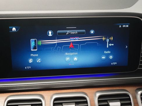 Certified 2025 Mercedes-Benz GLE 450e 4MATIC image 21